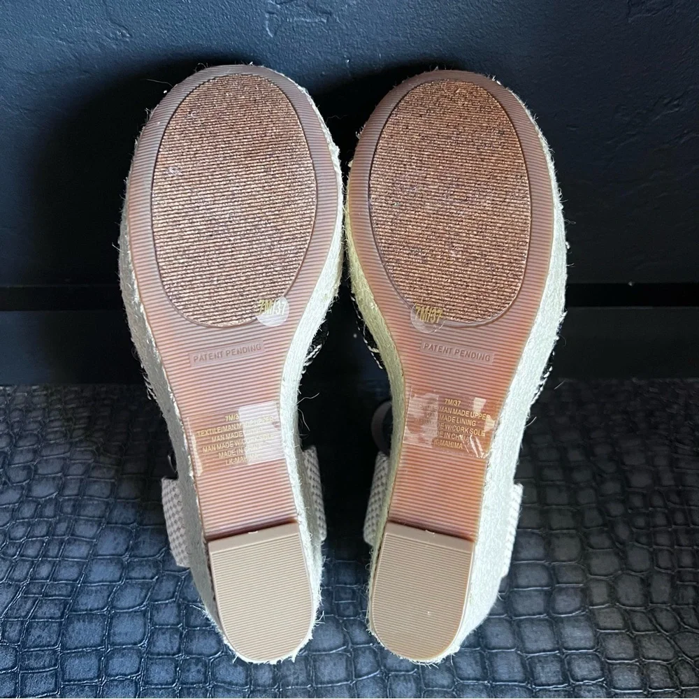 LUCKY BRAND MAHIMA PLATFORM SANDALS Color: Beige- Black Size: 7 New Summer shoe